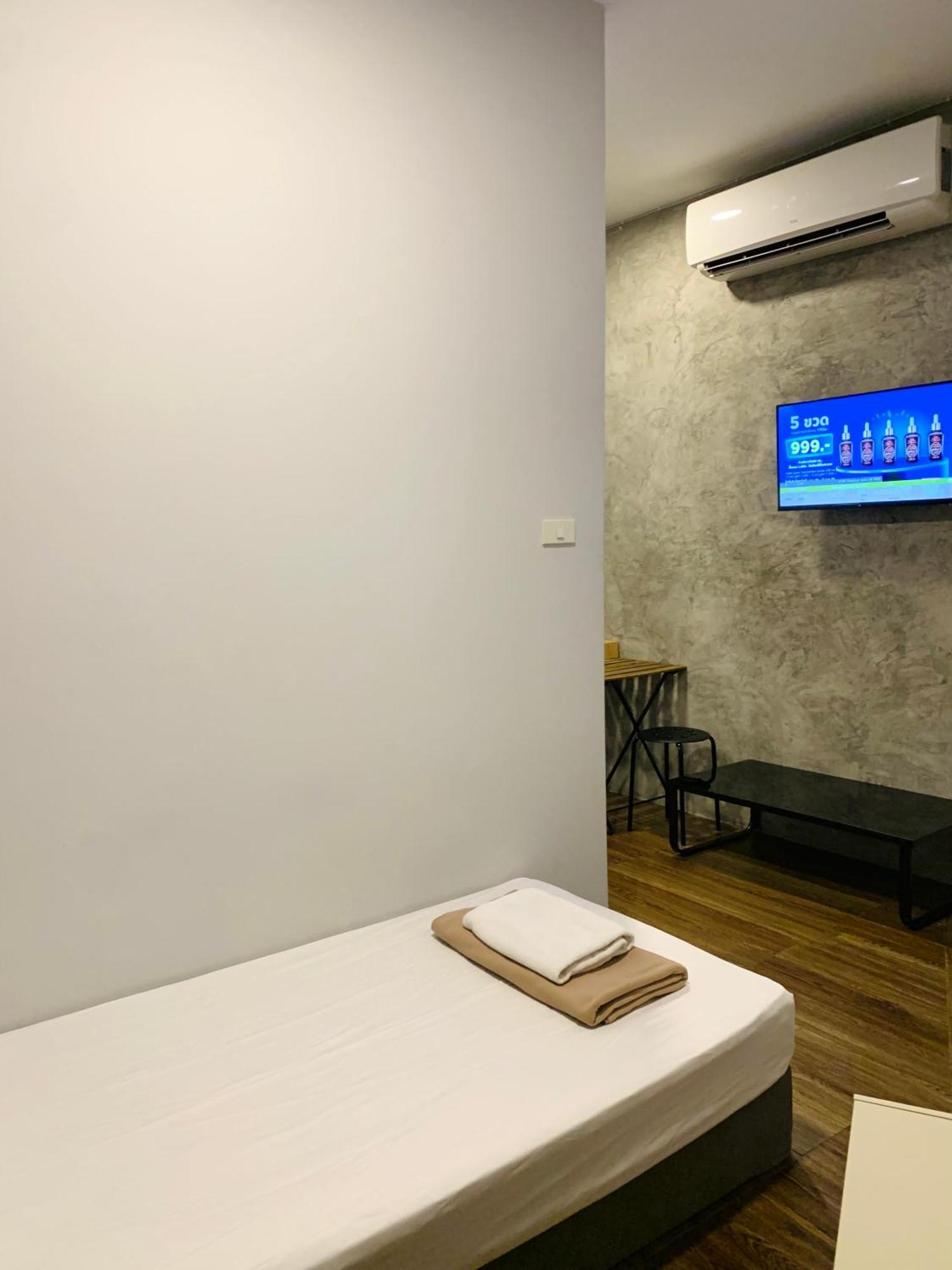 Udomsuk Inn & Cafe Since 2019 - Bts Udomsuk Bangkok Ngoại thất bức ảnh